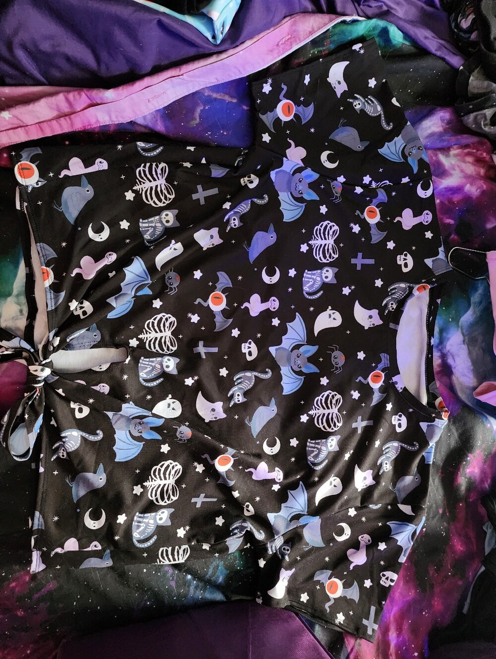Hauntingly Cute Tie Front Tee - Picture 2 of 6